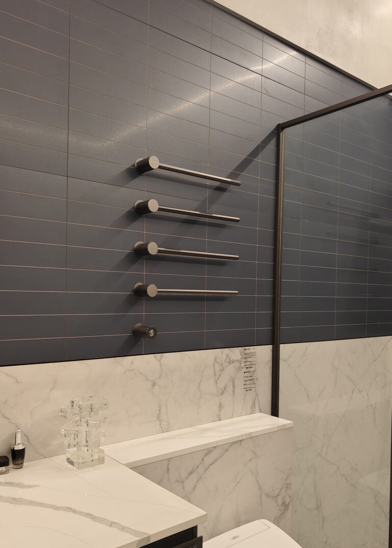 AA502-4 Horizontal Build-In Modular Heated Towel Rack