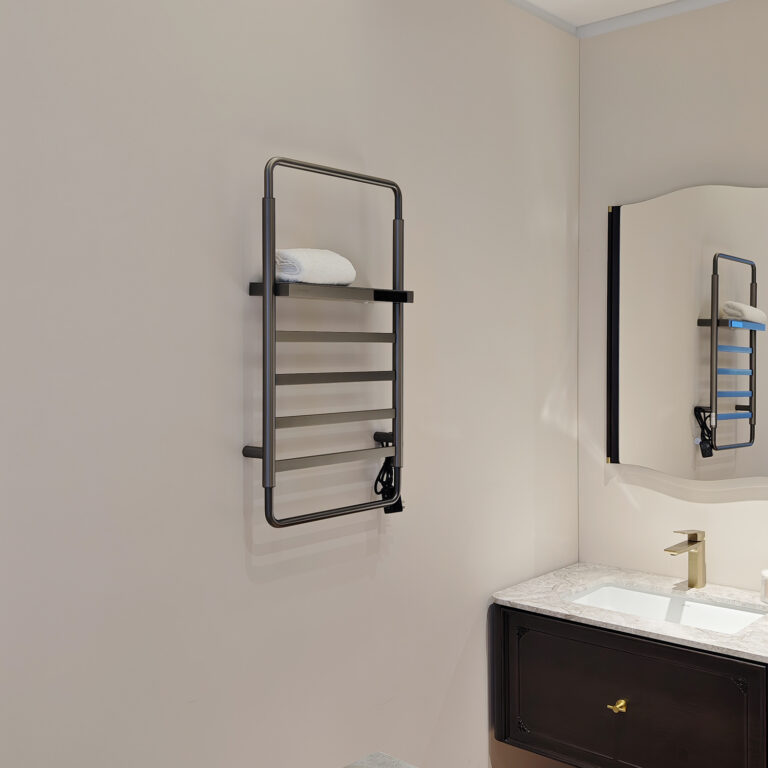 AU204 Ultraviolet Sterilization Heated Towel Rack